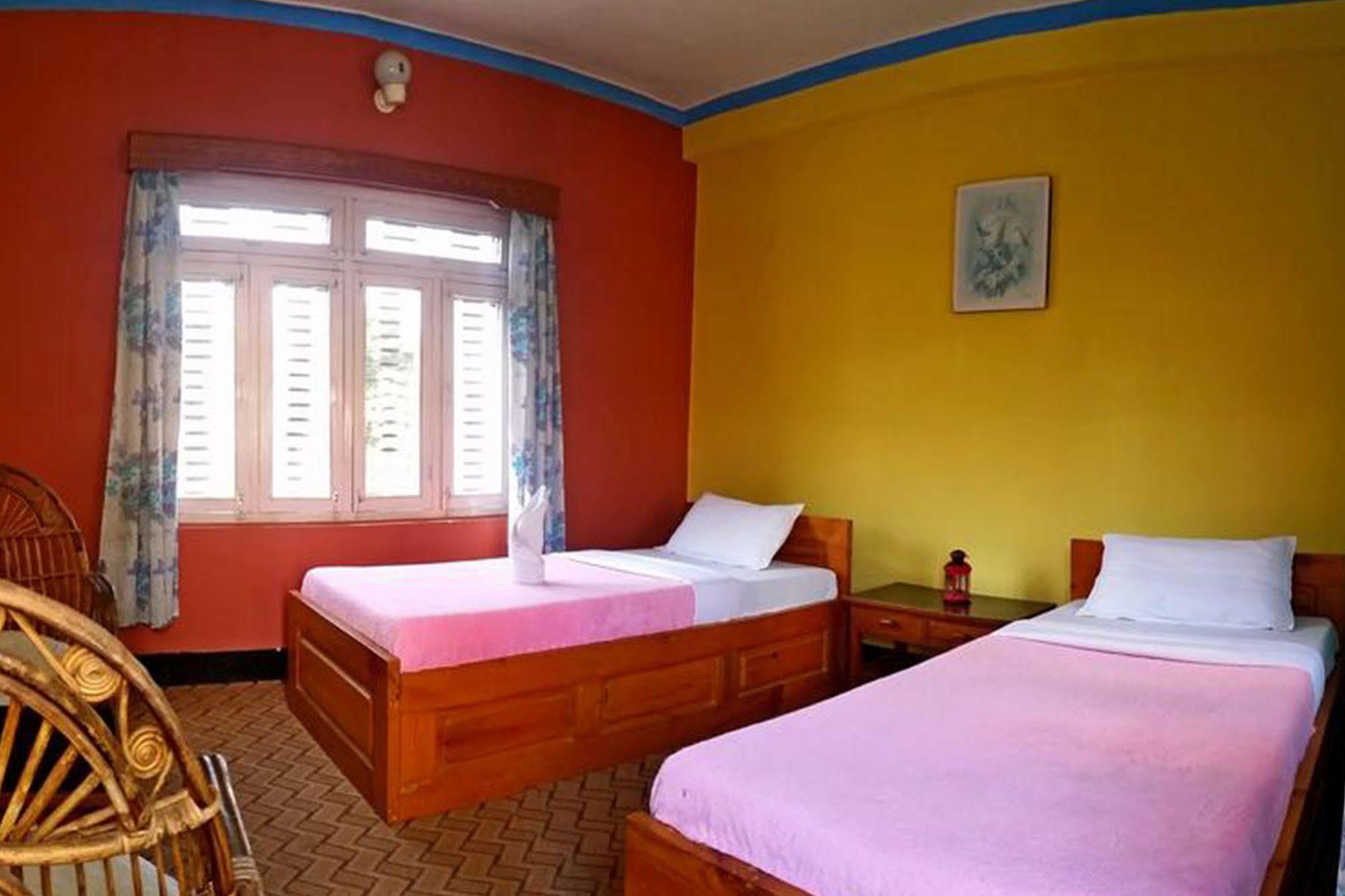Hotel Angel Pokhara Ngoại thất bức ảnh